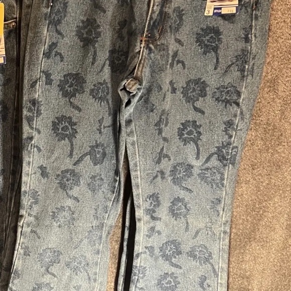 3/$30 NOS Cest Toi High Rise NWT boot cut acid washed flowered Blue Jeans - Picture 12 of 12